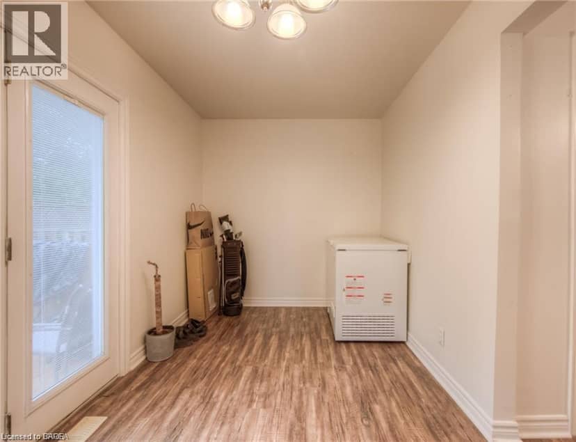 10 BRUCE Street — photo 13 of 40
