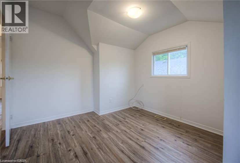 10 BRUCE Street — photo 17 of 40