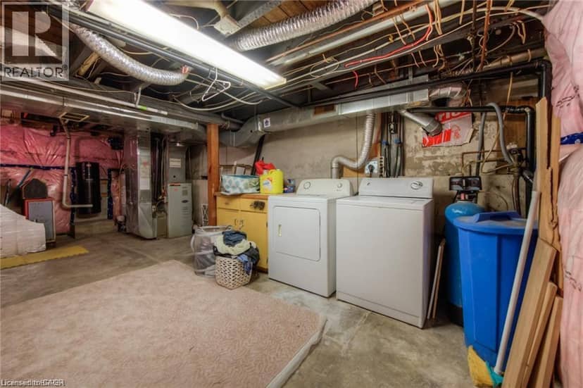 10 BRUCE Street — photo 36 of 40