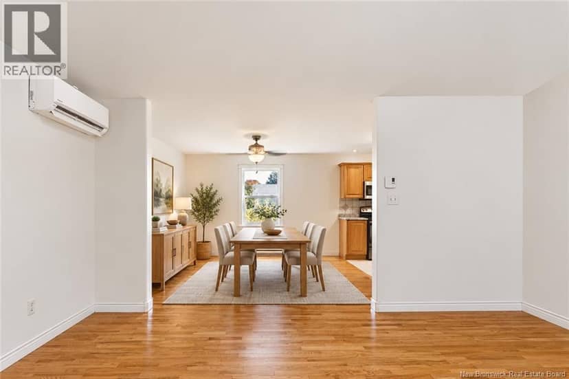 74 Rebecca Drive — photo 10 of 40