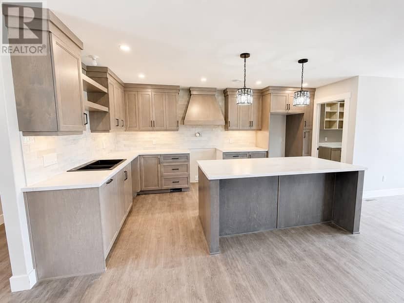 23 O'Briens Way — photo 8 of 37