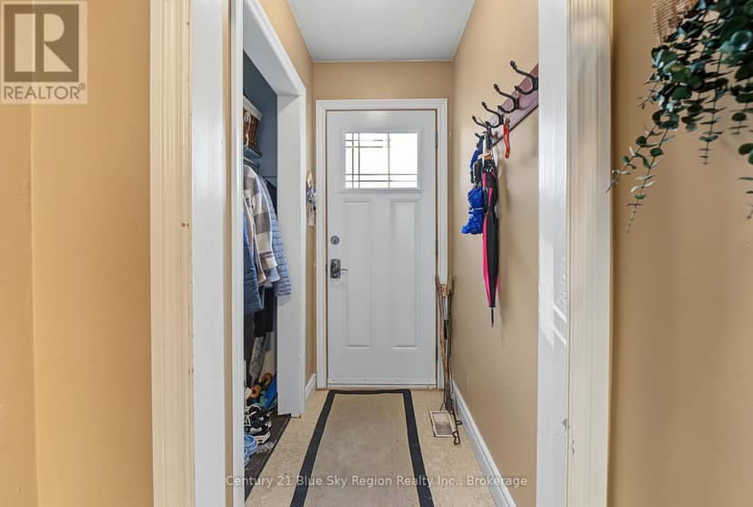 941 Main Street W, North Bay, photo 5