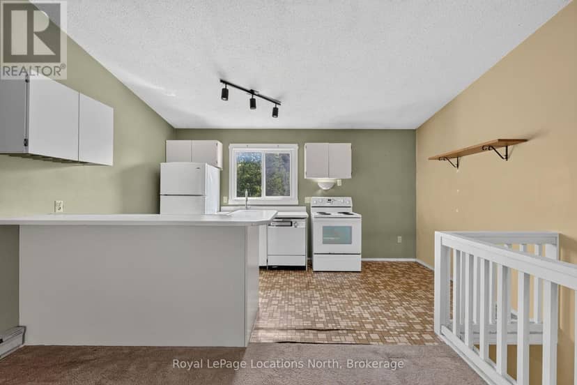 253 - 13 Harbour Street W — photo 16 of 35