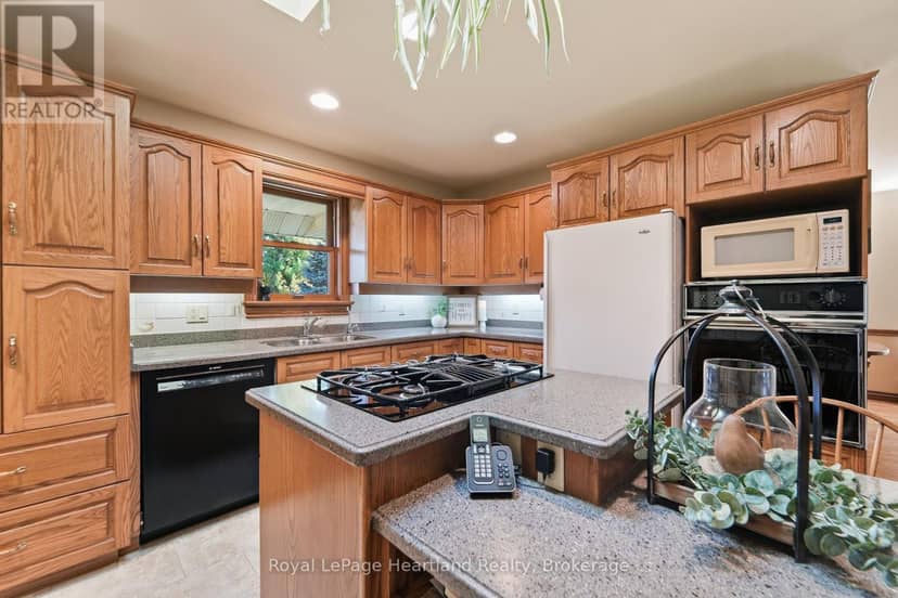 51 Kruse Drive — photo 14 of 40