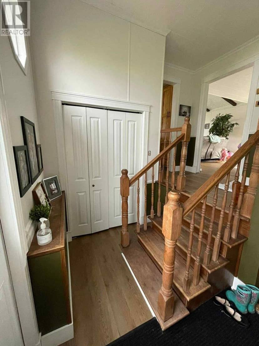 80 A Loop Road — photo 2 of 25