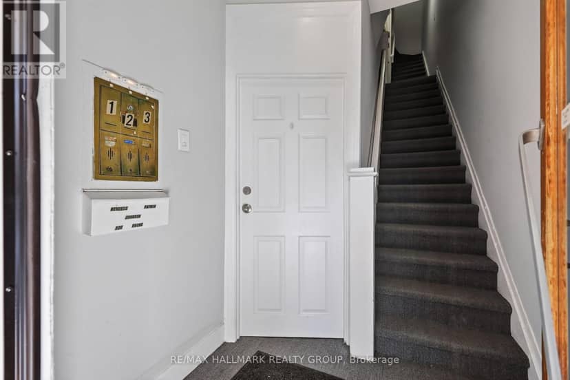 124-126 Irving Avenue — photo 9 of 40