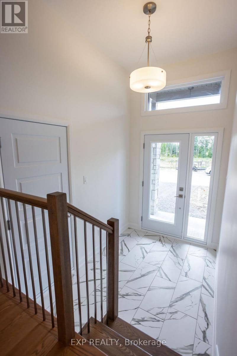 30 Hughes Circle — photo 3 of 40