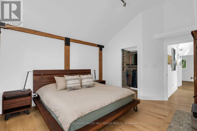 11 Crestwood Drive — photo 10 of 32