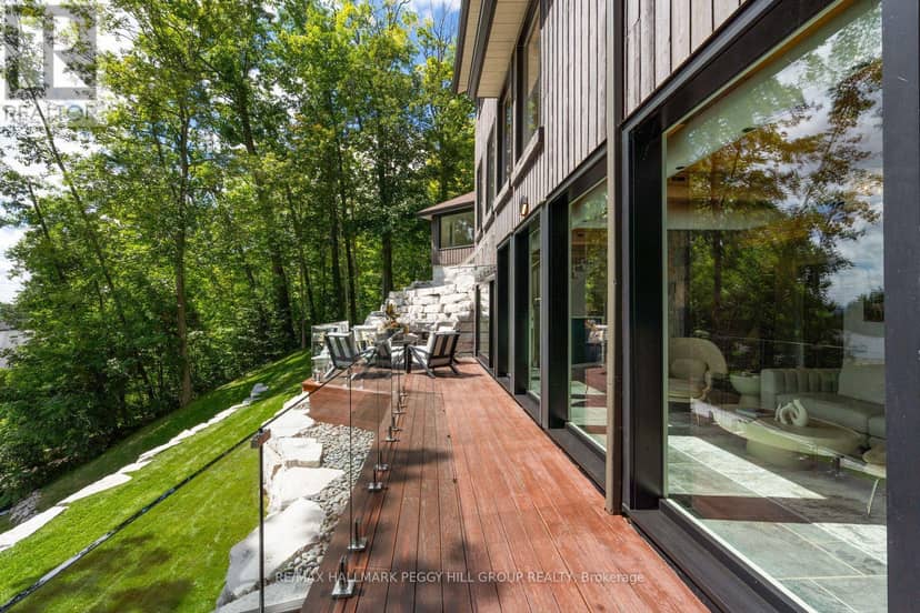 11 Crestwood Drive — photo 25 of 32