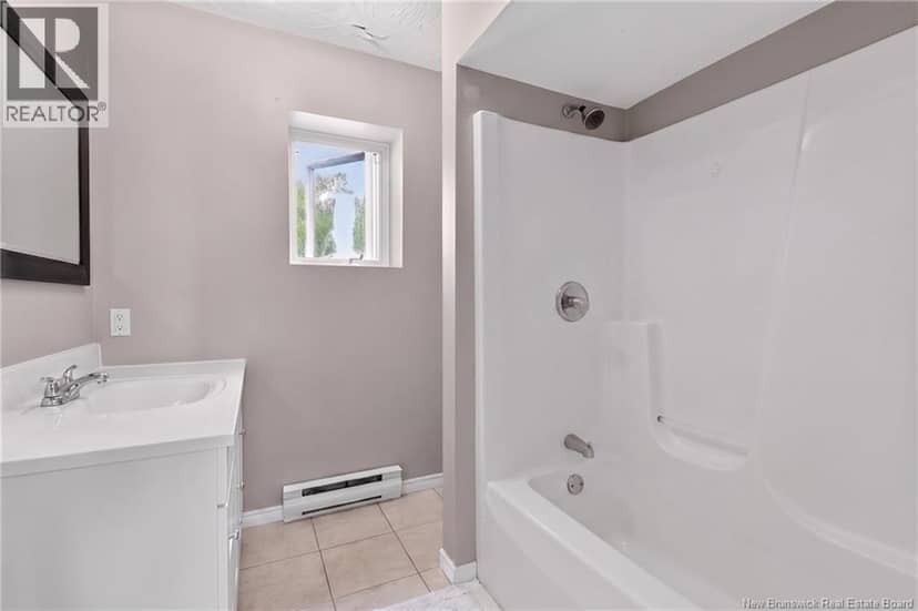 194-196 Acadie Street — photo 27 of 32