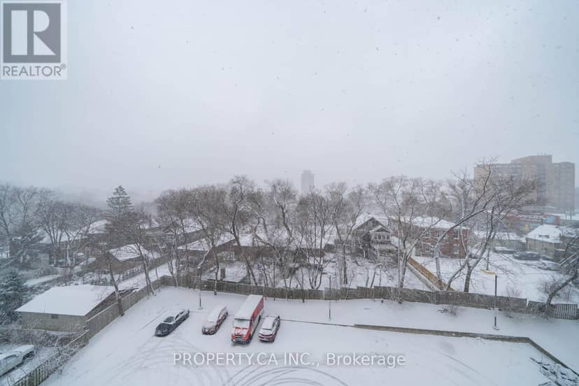 609 - 2088 Lawrence Avenue W — photo 29 of 40