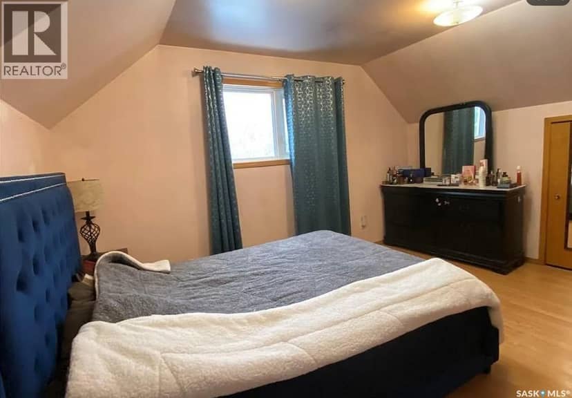 2716 McDonald STREET — photo 28 of 35