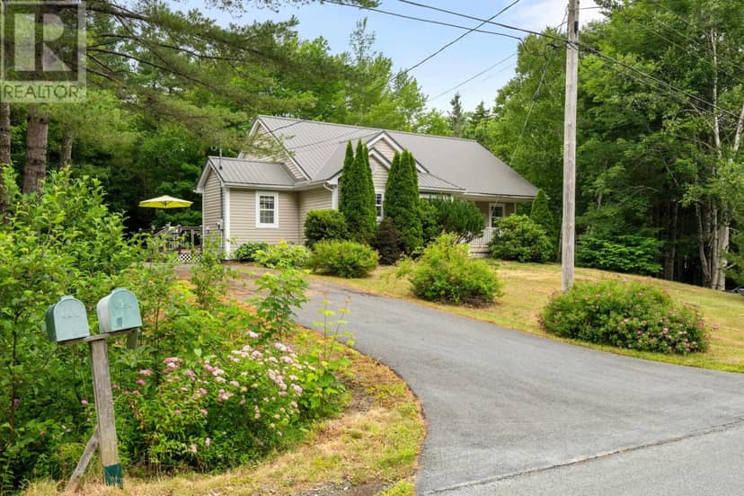 104 Bluenose Avenue, Pleasantville, photo 6