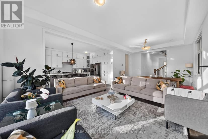 1404 Kovachik Boulevard — photo 13 of 40