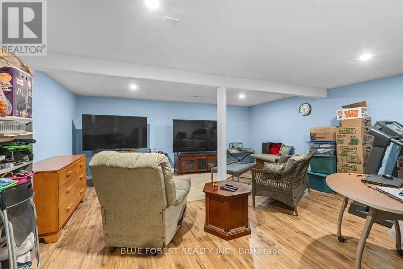 92 Salem Court — photo 38 of 40