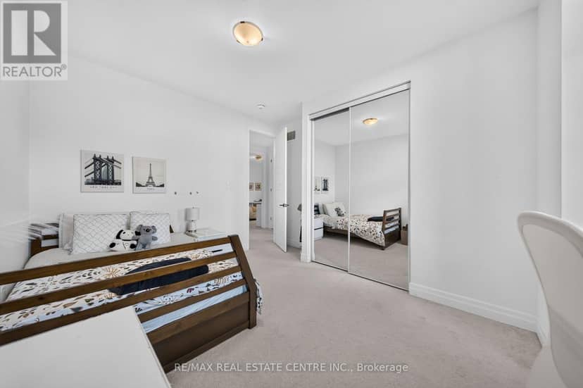 1404 Kovachik Boulevard — photo 33 of 40