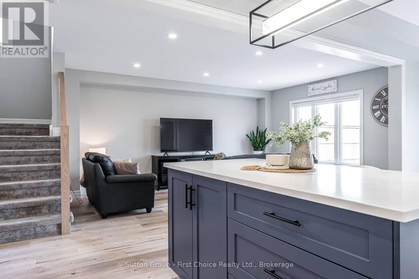 236 Bradshaw Drive — photo 12 of 40