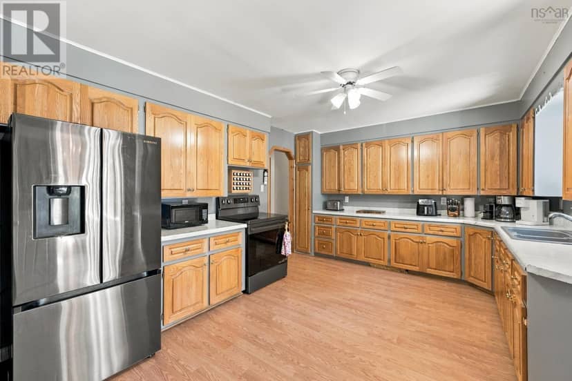 1530 Riverside Road — photo 11 of 40