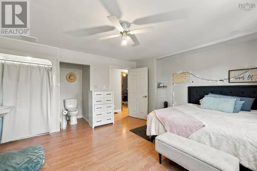 1530 Riverside Road — photo 19 of 40