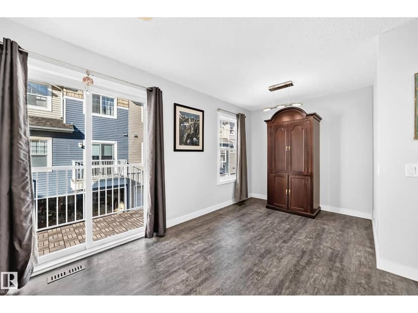 #146 5604 199 ST NW — photo 11 of 40
