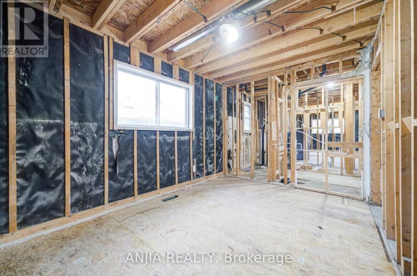 27 Jonquil Crescent — photo 24 of 40