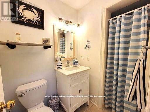 256 McBride Crescent — photo 10 of 34
