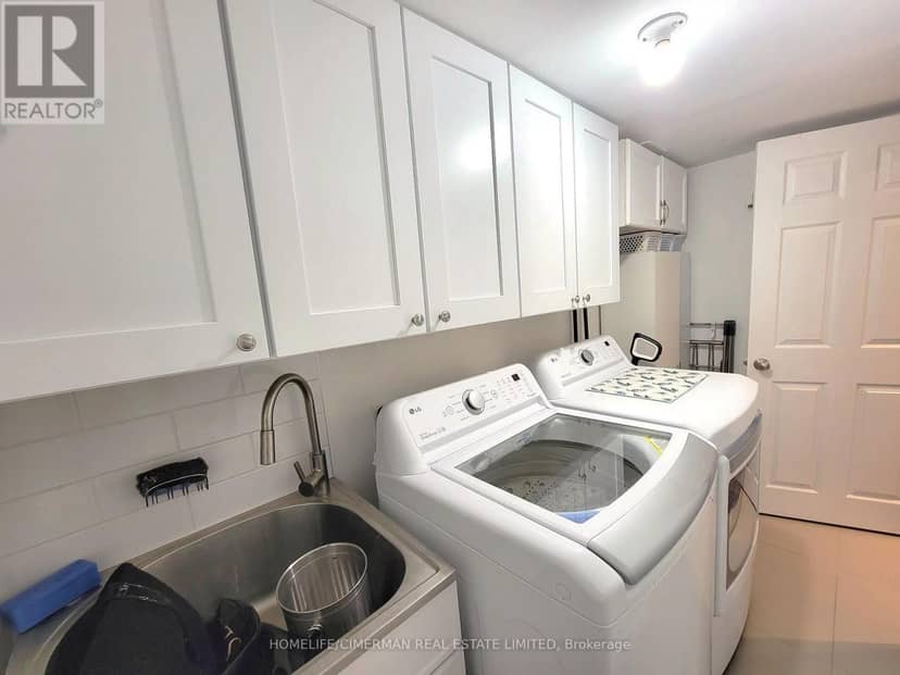 256 McBride Crescent — photo 31 of 34