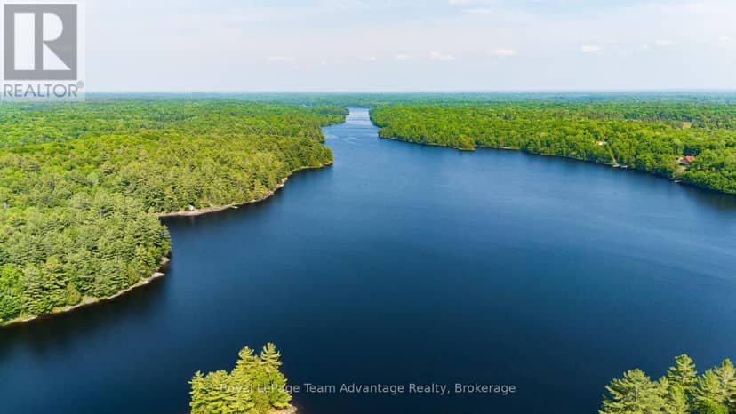 438 Shawanaga Lake — photo 17 of 18