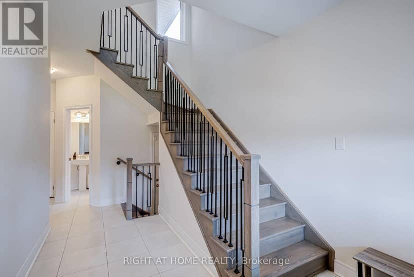 51 Rosewell Crescent — photo 5 of 40