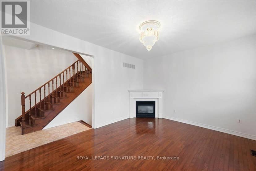 106 Craggview Drive, Toronto, photo 6