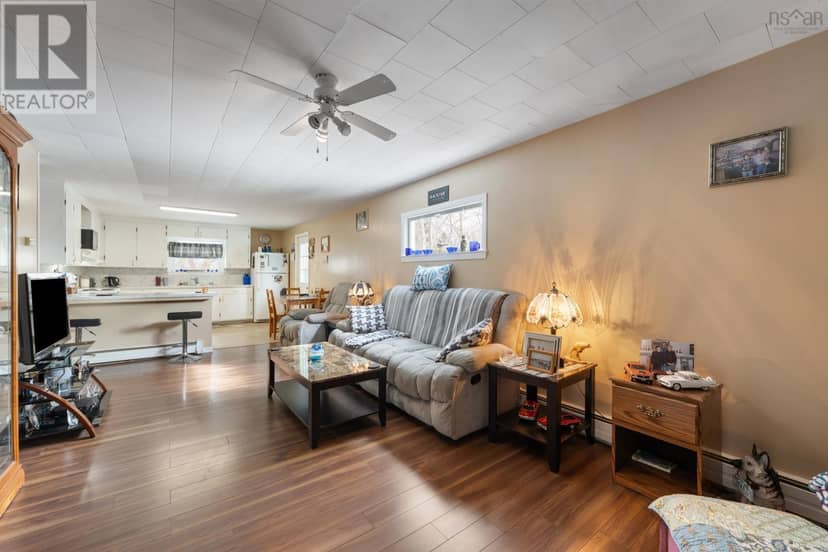 84 Third Avenue, Digby, photo 4