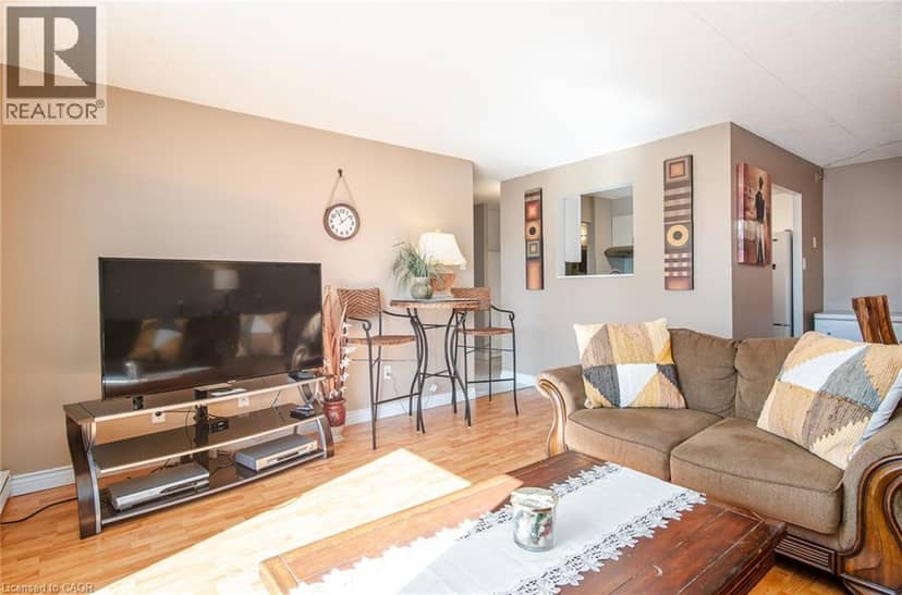 71 VANIER Drive Unit# 310 — photo 23 of 40