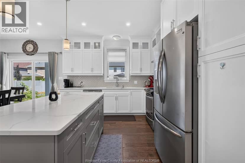 353 Benjamin — photo 15 of 40