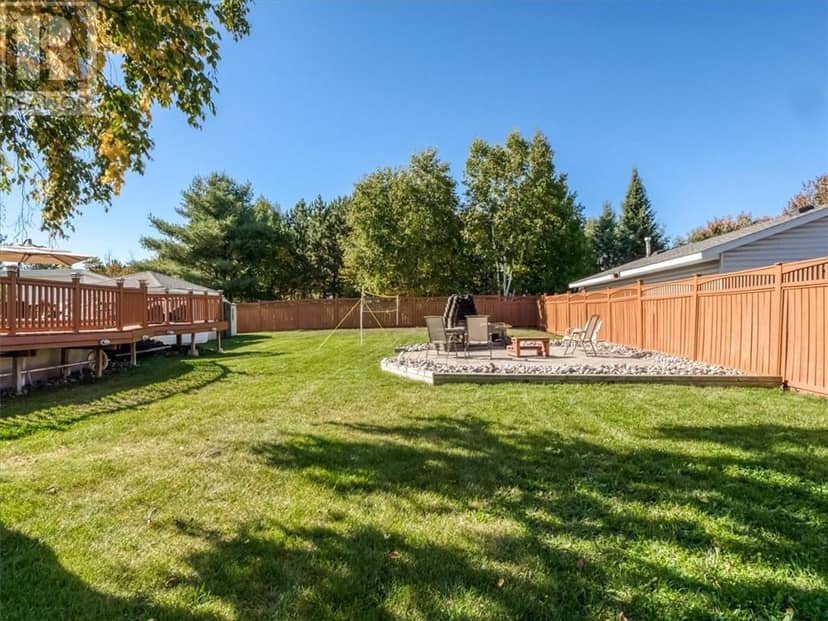 2281 Fleming Street — photo 10 of 39