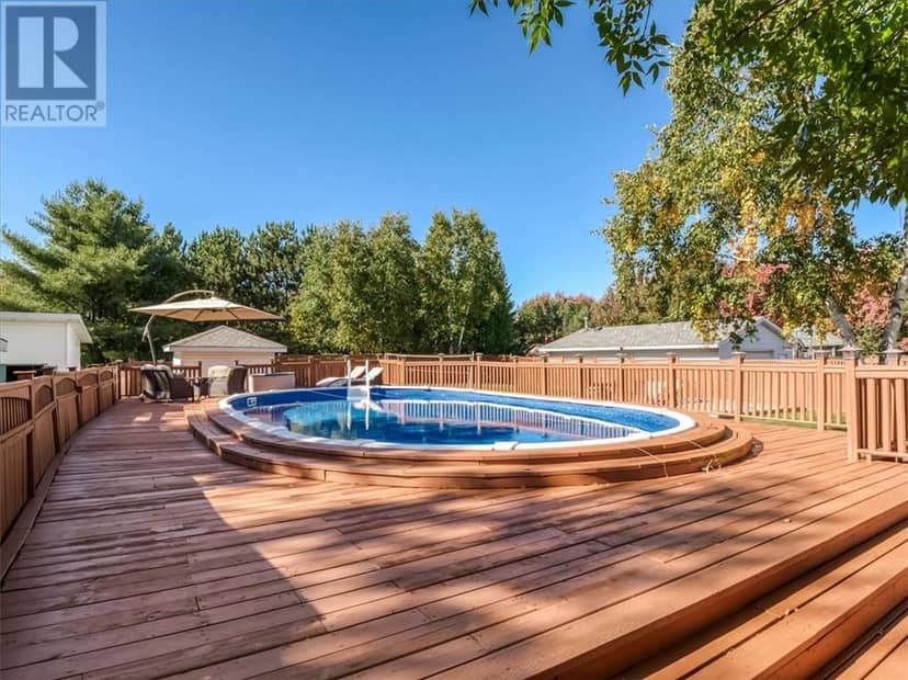 2281 Fleming Street, Val Caron, photo 8