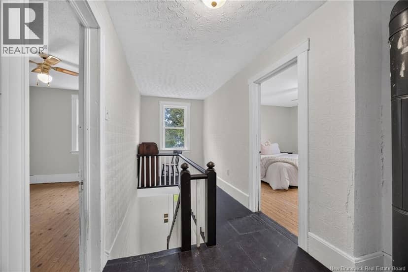 877 Barker Street — photo 21 of 36