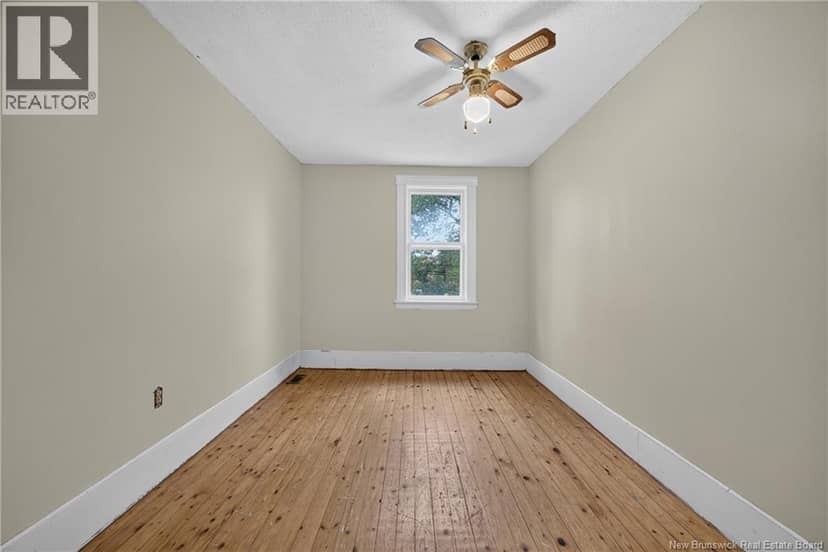 877 Barker Street — photo 25 of 36
