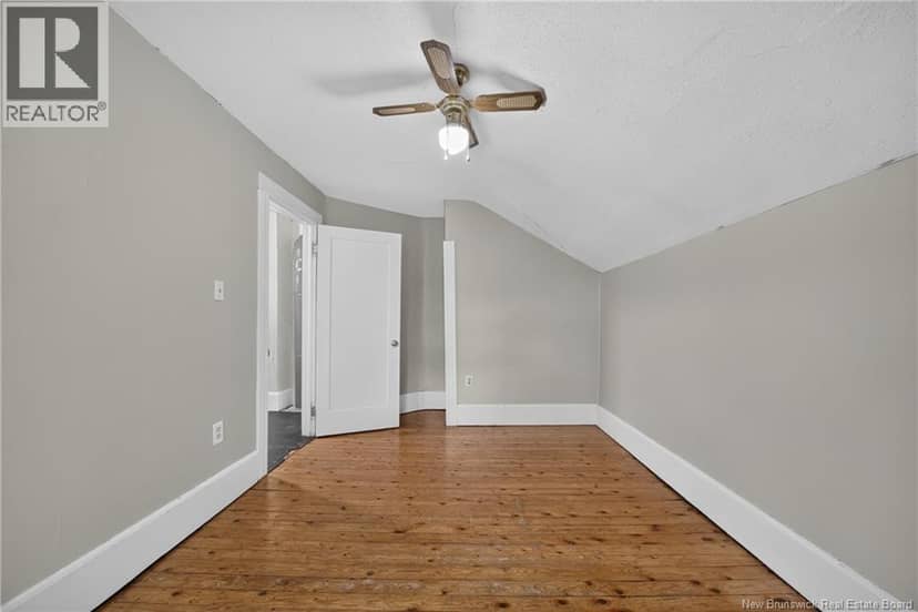 877 Barker Street — photo 28 of 36