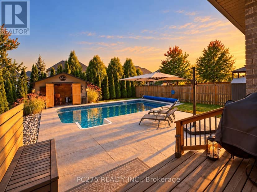 16 Peregrine Avenue, Middlesex Centre, photo 2