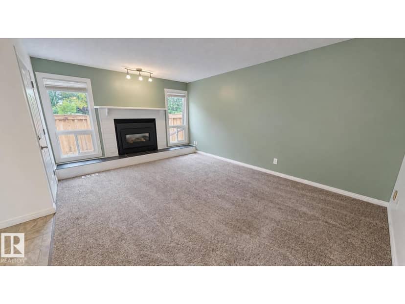 3637 30 AV NW, Edmonton, photo 2