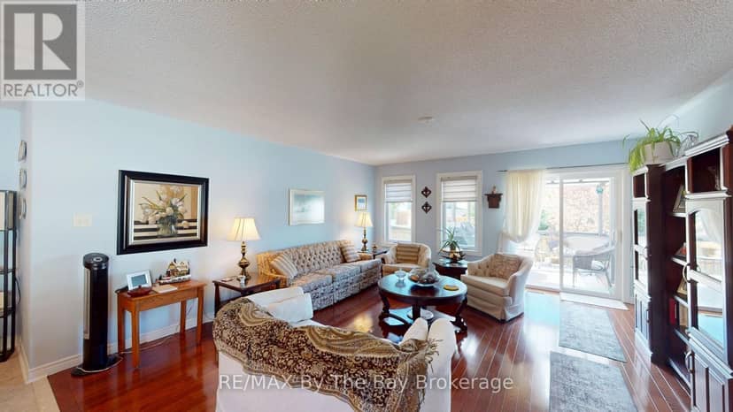 8 Middleport Drive — photo 33 of 40