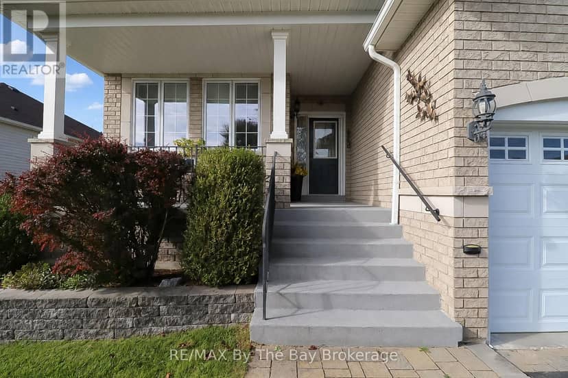 8 Middleport Drive — photo 8 of 40