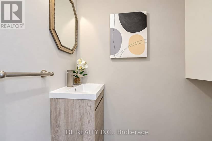 19 Sweeney Drive — photo 33 of 40