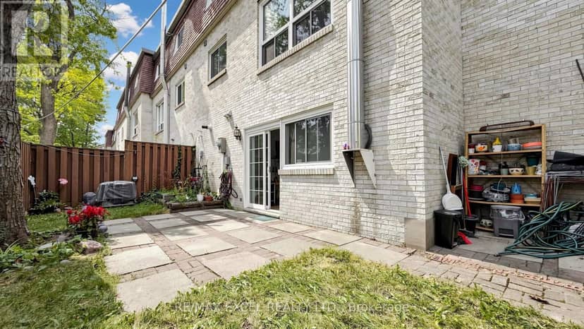110 Courville Coach Way — photo 37 of 39