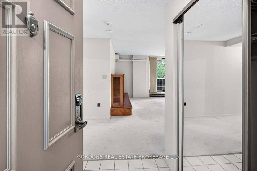 201 - 120 Barrett Court — photo 20 of 40