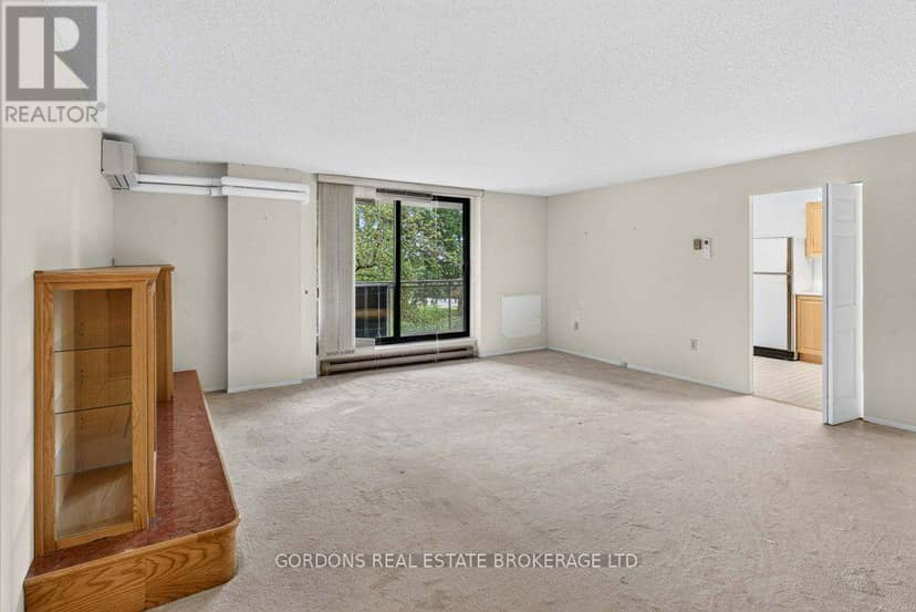 201 - 120 Barrett Court — photo 22 of 40