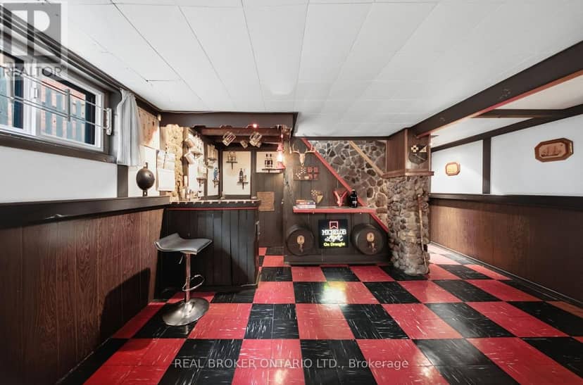 88 Cavehill Crescent — photo 14 of 26