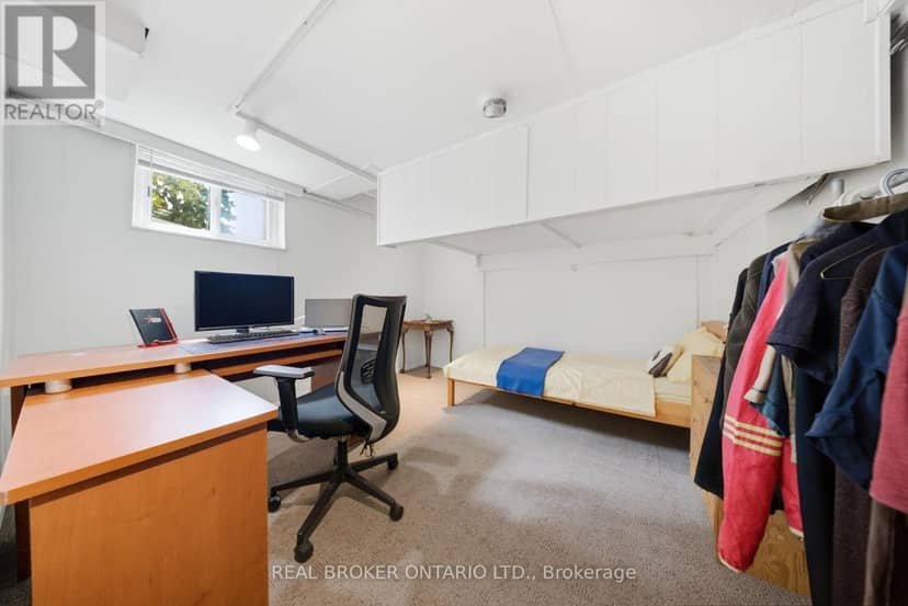 88 Cavehill Crescent — photo 19 of 26