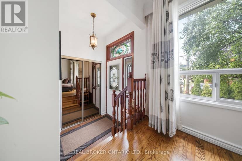 88 Cavehill Crescent — photo 4 of 26