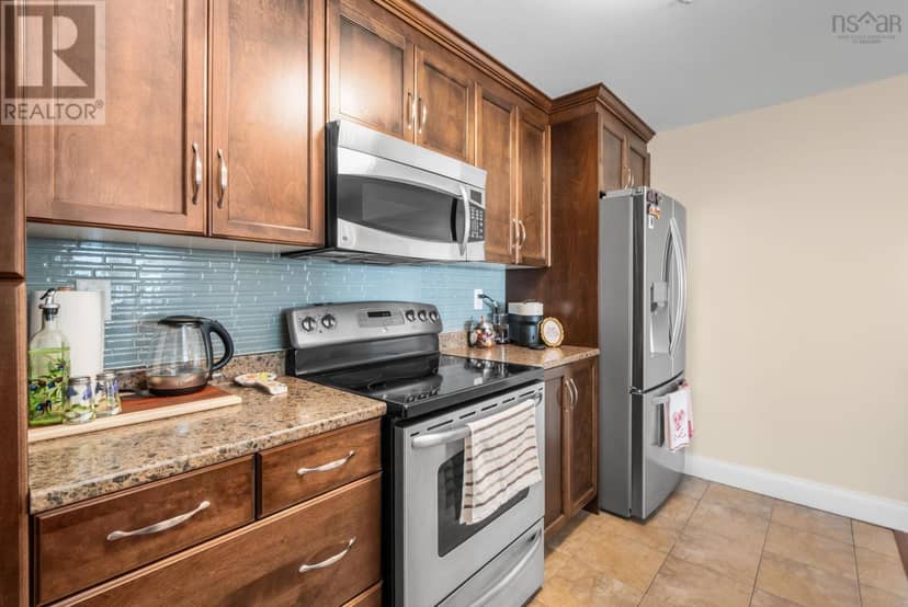 1011 60 Walter Havill dr Drive — photo 14 of 31